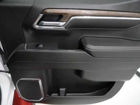 2024 Chevrolet SILVERADO LT CREW CAB in Saint Joseph, Minnesota - Photo 28