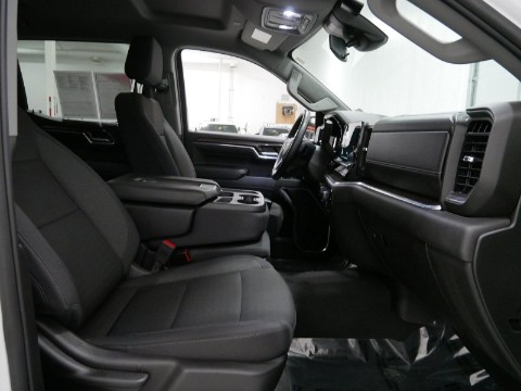 2024 Chevrolet SILVERADO LT CREW CAB in Saint Joseph, Minnesota - Photo 29
