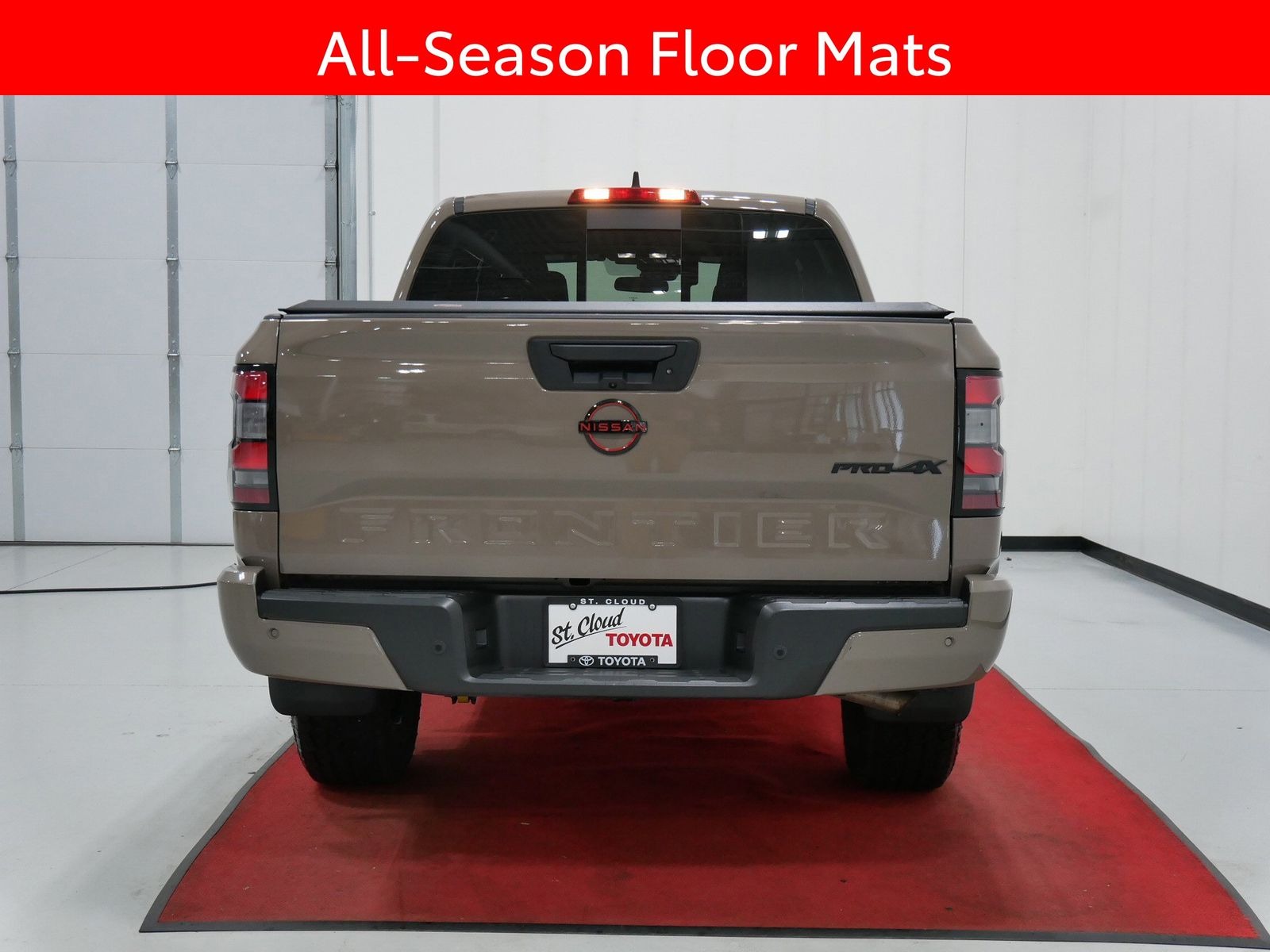 2024 Nissan FRONTIER PRO-4X in Saint Joseph, Minnesota - Photo 8