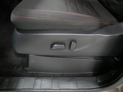 2024 Nissan FRONTIER PRO-4X in Saint Joseph, Minnesota - Photo 15