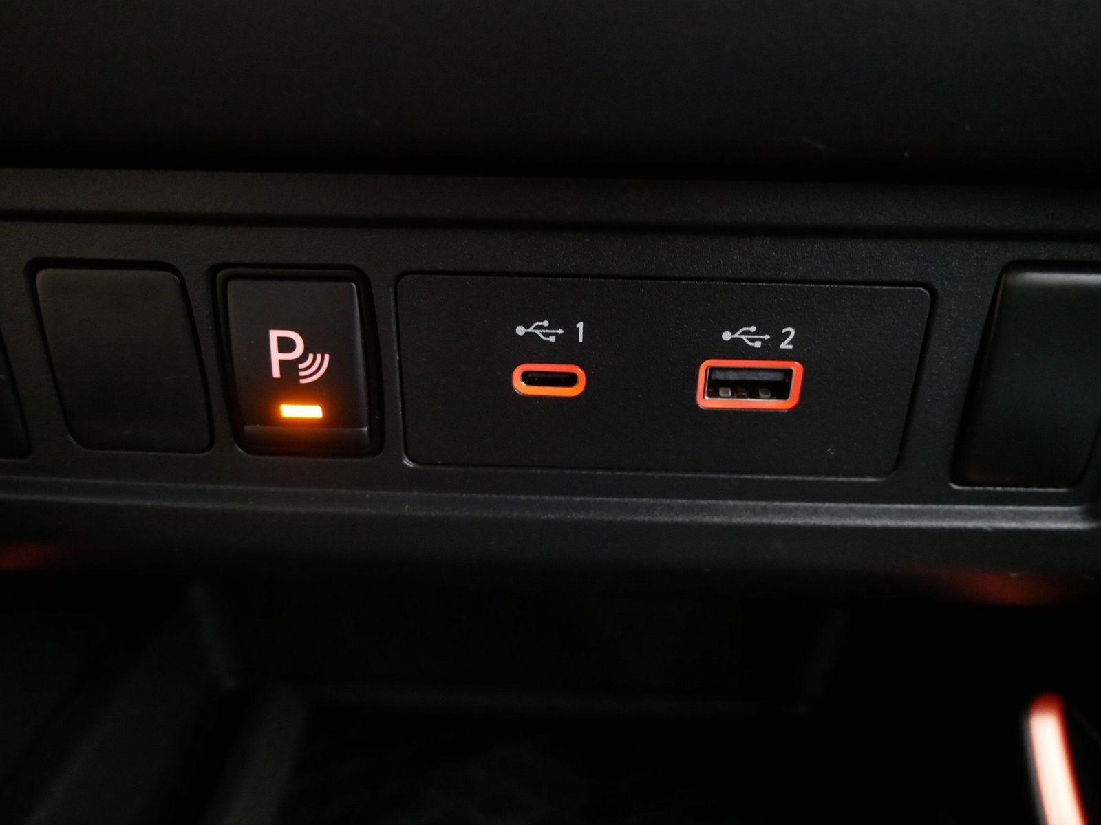 2024 Nissan FRONTIER PRO-4X in Saint Joseph, Minnesota - Photo 35