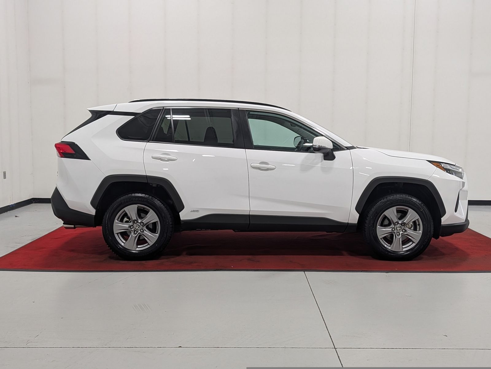 2025 Toyota RAV4 HYBRID XLE in Saint Joseph, Minnesota - Photo 5