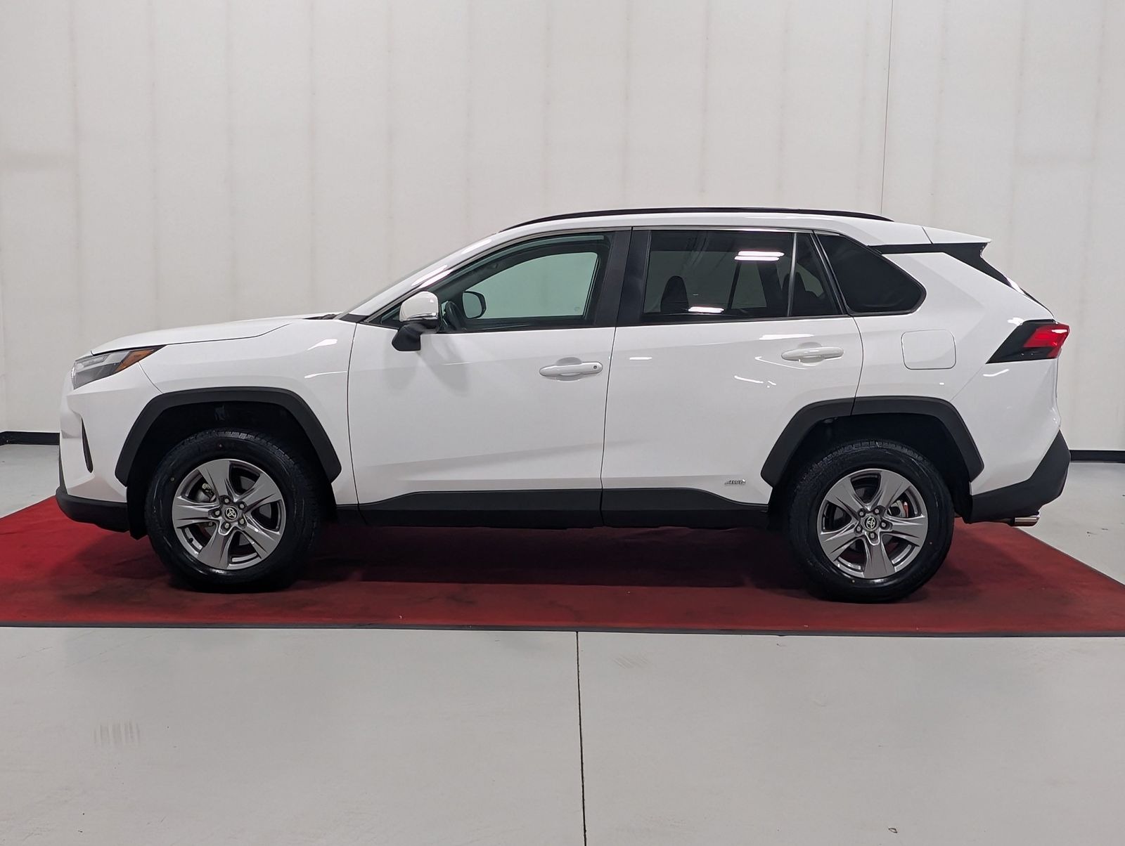 2025 Toyota RAV4 HYBRID XLE in Saint Joseph, Minnesota - Photo 11