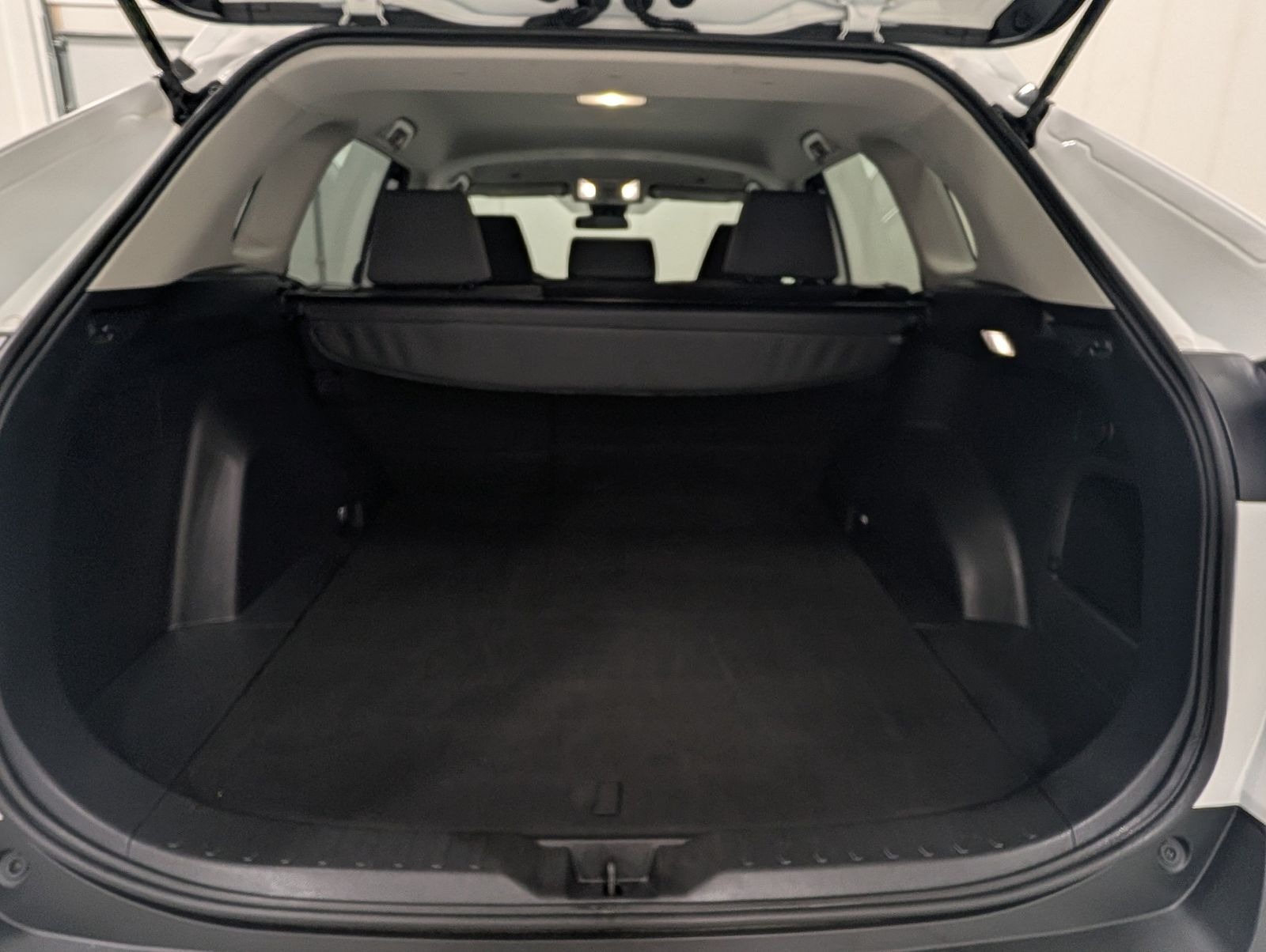 2025 Toyota RAV4 HYBRID XLE in Saint Joseph, Minnesota - Photo 23
