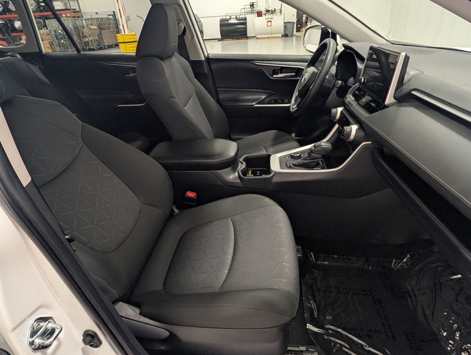 2025 Toyota RAV4 HYBRID XLE in Saint Joseph, Minnesota - Photo 27