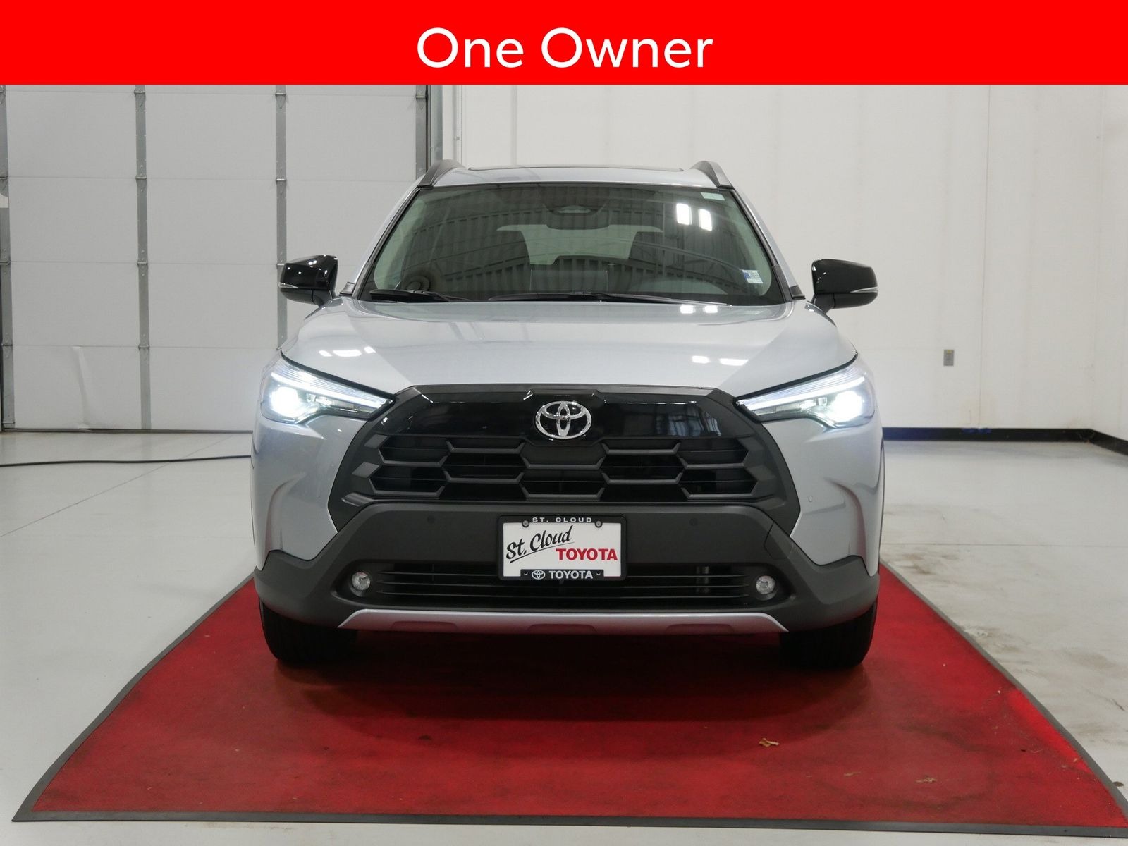 2026 Toyota COROLLA CROSS XLE in Saint Joseph, Minnesota - Photo 2