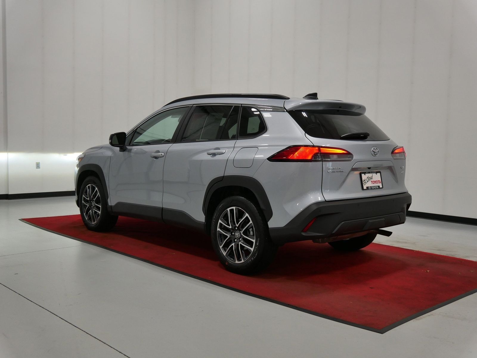 2026 Toyota COROLLA CROSS XLE in Saint Joseph, Minnesota - Photo 10