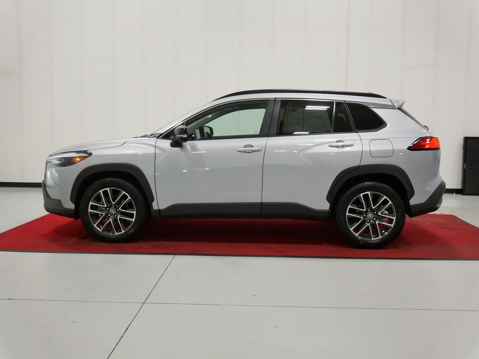 2026 Toyota COROLLA CROSS XLE in Saint Joseph, Minnesota - Photo 11