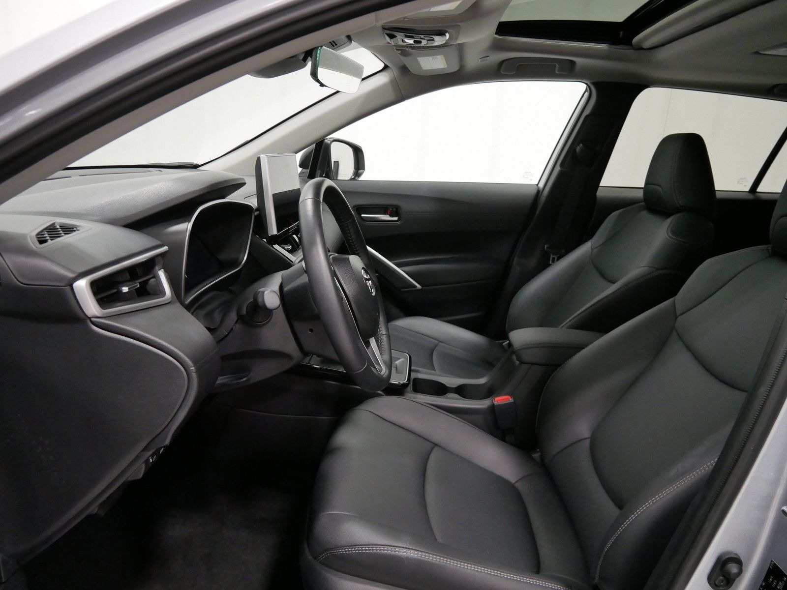 2026 Toyota COROLLA CROSS XLE in Saint Joseph, Minnesota - Photo 14