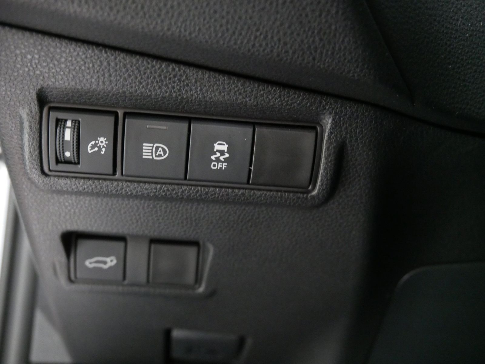 2026 Toyota COROLLA CROSS XLE in Saint Joseph, Minnesota - Photo 19