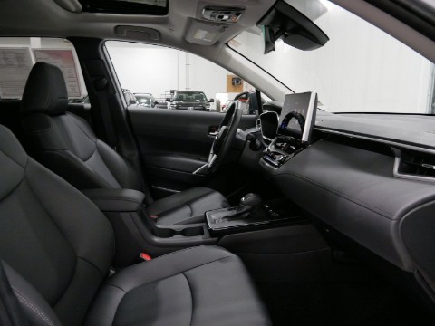 2026 Toyota COROLLA CROSS XLE in Saint Joseph, Minnesota - Photo 30