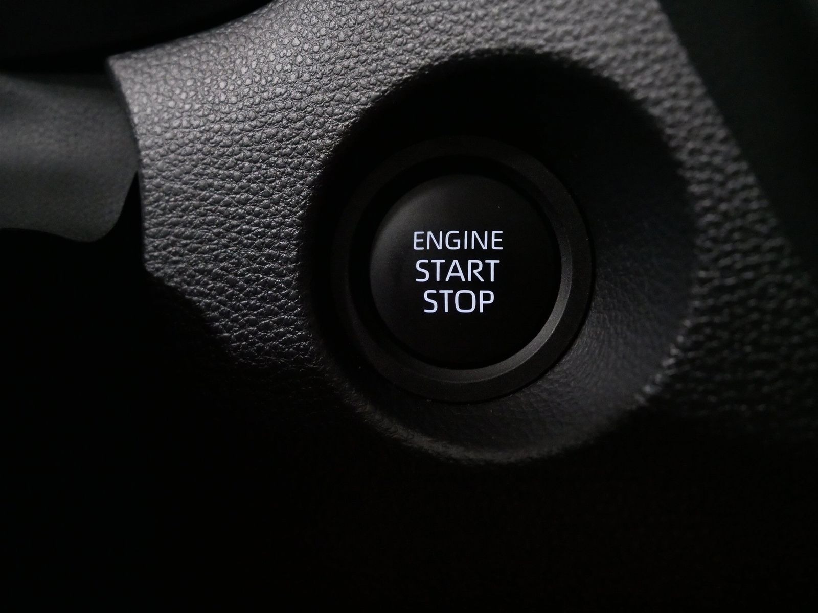 2026 Toyota COROLLA CROSS XLE in Saint Joseph, Minnesota - Photo 33