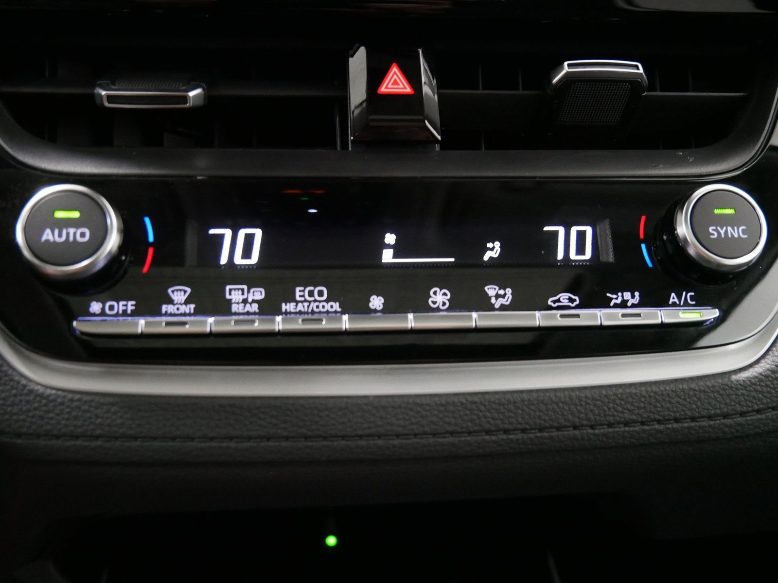 2026 Toyota COROLLA CROSS XLE in Saint Joseph, Minnesota - Photo 35