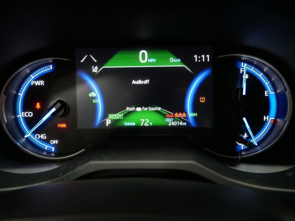 2025 Toyota RAV4 HYBRID XLE in Saint Joseph, Minnesota - Photo 31