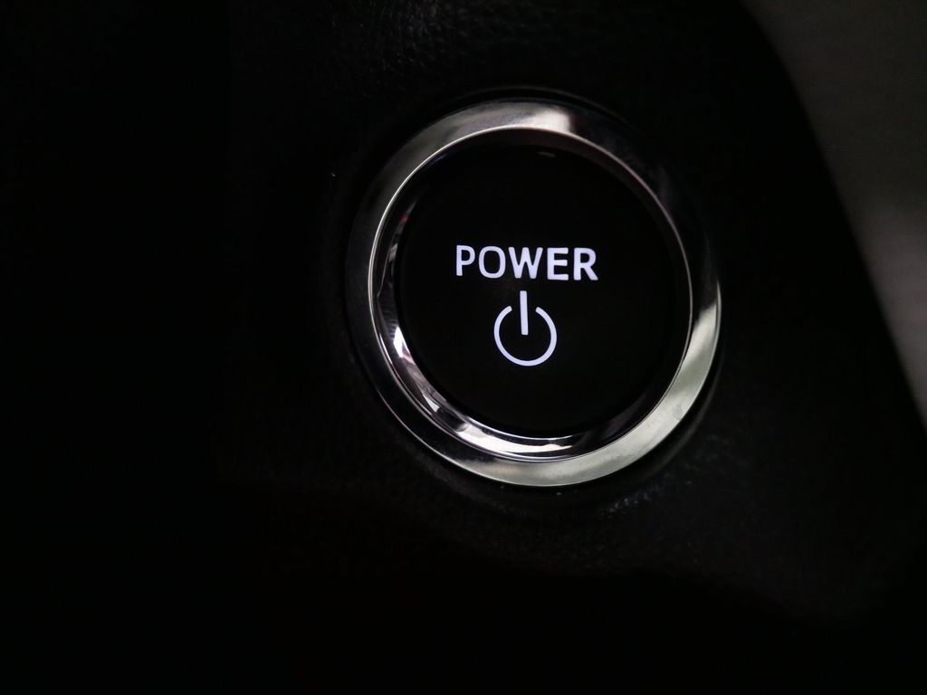 2025 Toyota RAV4 HYBRID XLE in Saint Joseph, Minnesota - Photo 32