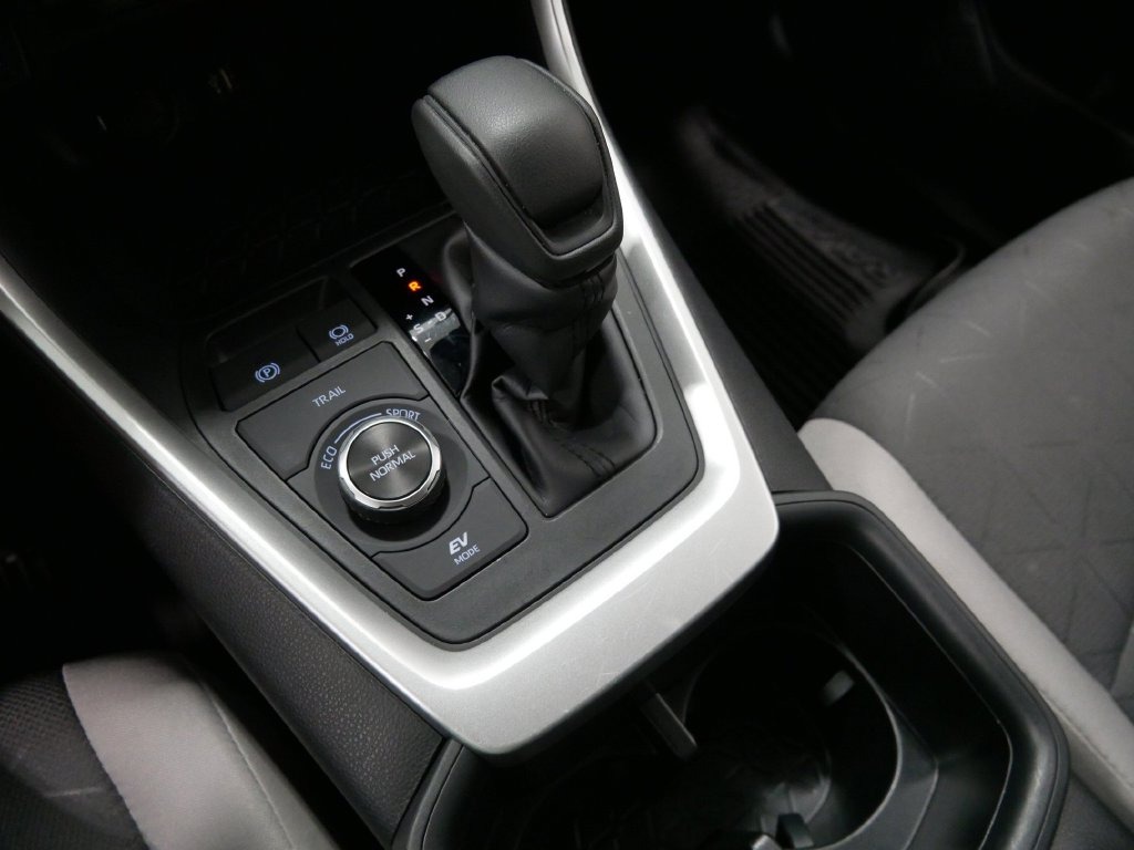 2025 Toyota RAV4 HYBRID XLE in Saint Joseph, Minnesota - Photo 35