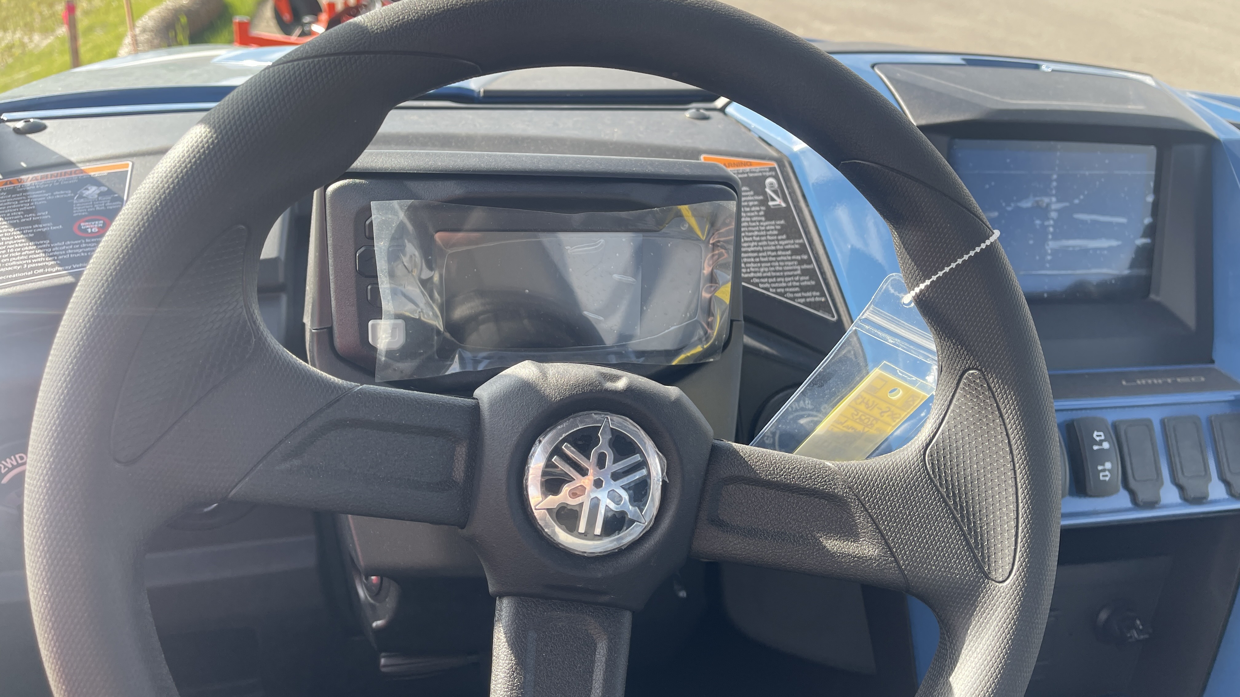 2025 Yamaha Wolverine photo 2
