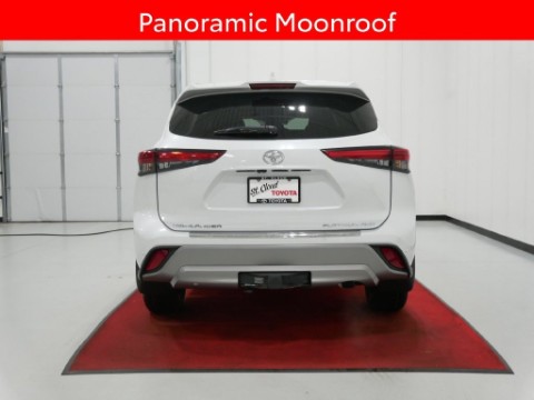 2023 Toyota HIGHTLANDER PLATINUM in Saint Joseph, Minnesota - Photo 8