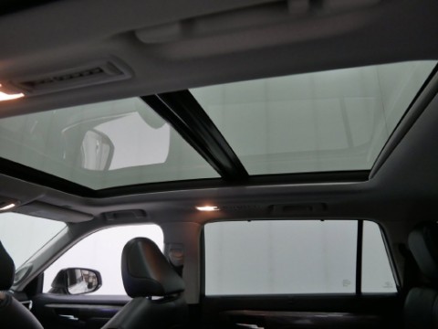 2023 Toyota HIGHTLANDER PLATINUM in Saint Joseph, Minnesota - Photo 21