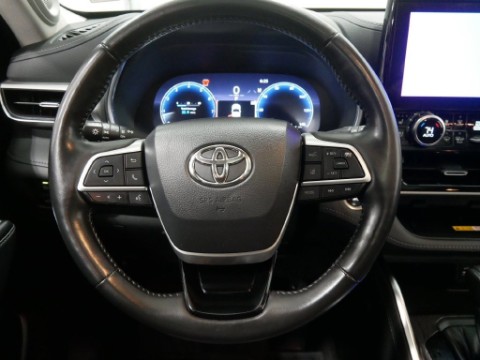 2023 Toyota HIGHTLANDER PLATINUM in Saint Joseph, Minnesota - Photo 29