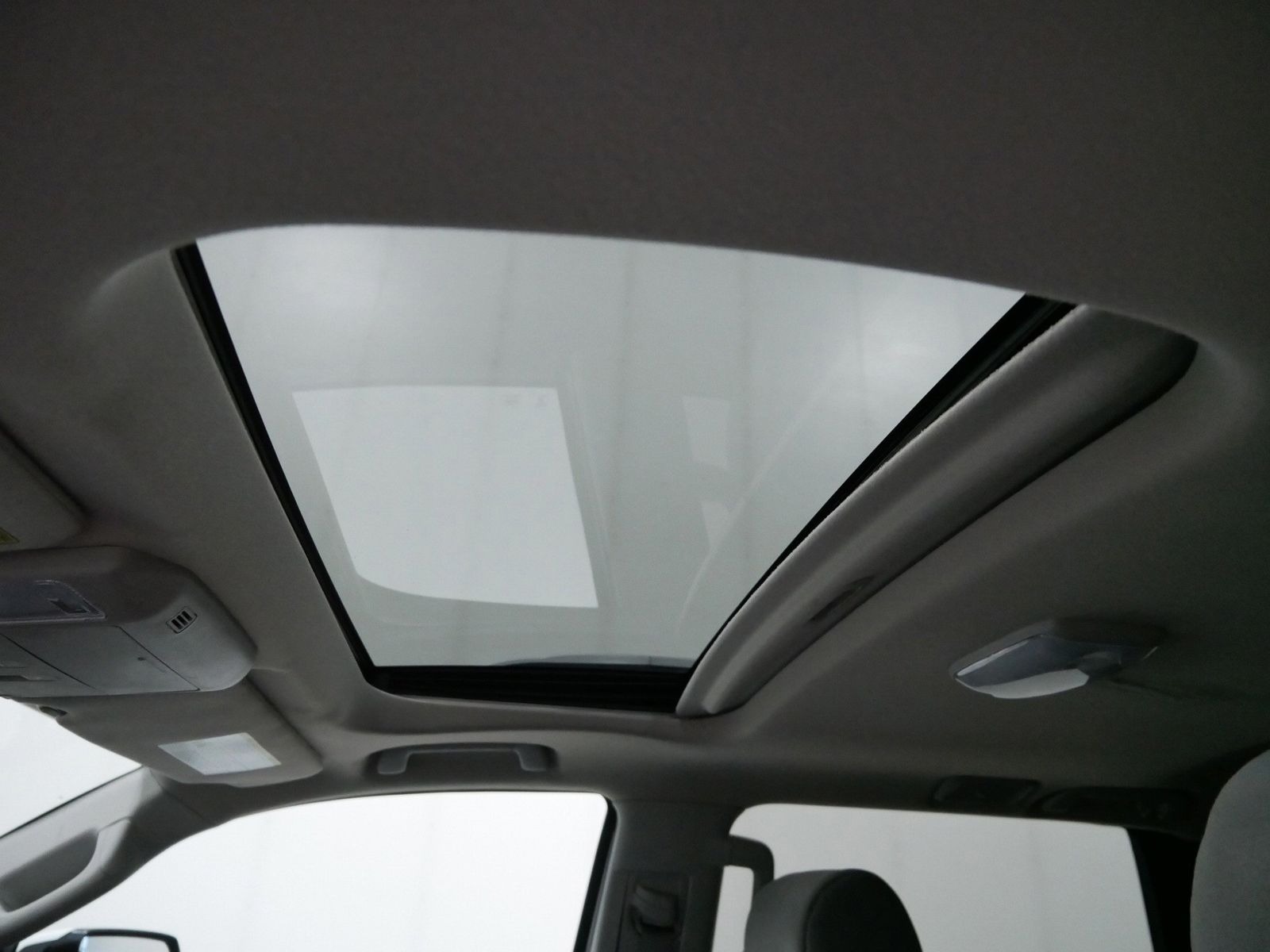2019 Toyota SEQUOIA SR5 in Saint Joseph, Minnesota - Photo 16