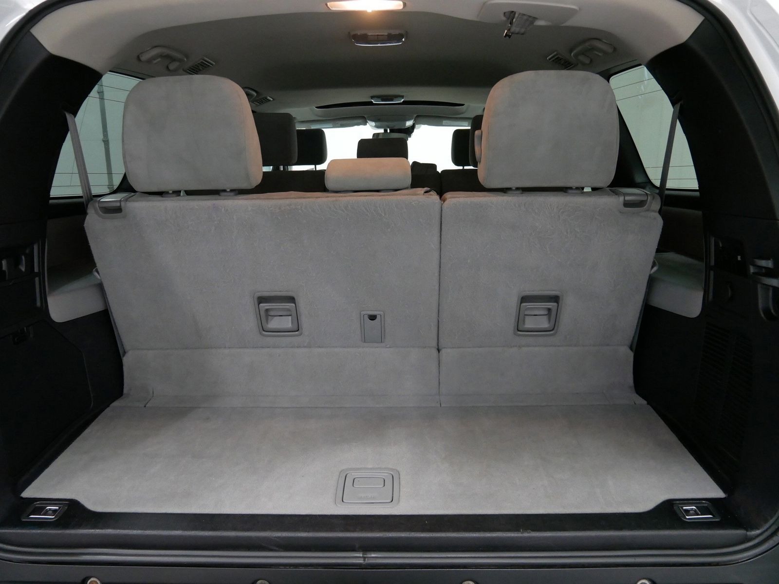 2019 Toyota SEQUOIA SR5 in Saint Joseph, Minnesota - Photo 27