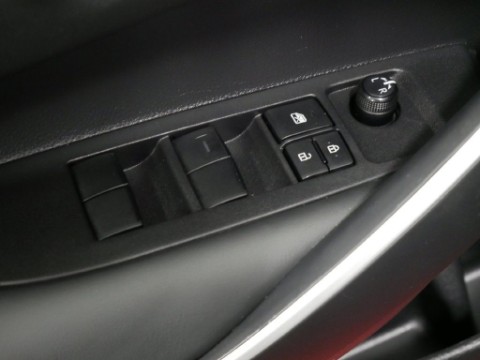 2025 Toyota COROLLA HYBRID SE in Saint Joseph, Minnesota - Photo 17