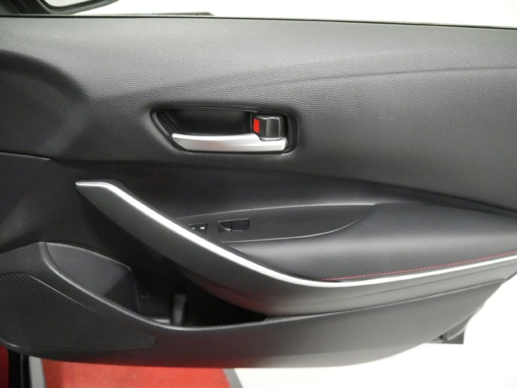 2025 Toyota COROLLA HYBRID SE in Saint Joseph, Minnesota - Photo 30