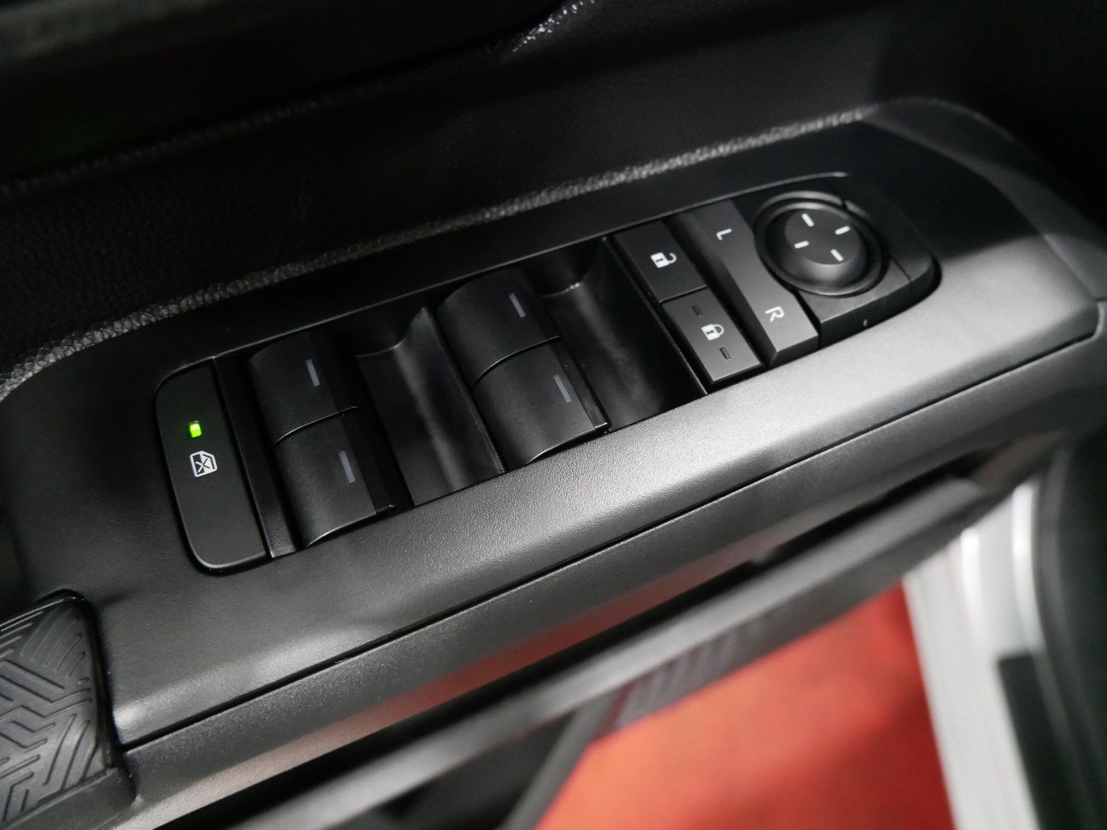 2025 Toyota TACOMA SR 5' BED in Saint Joseph, Minnesota - Photo 17