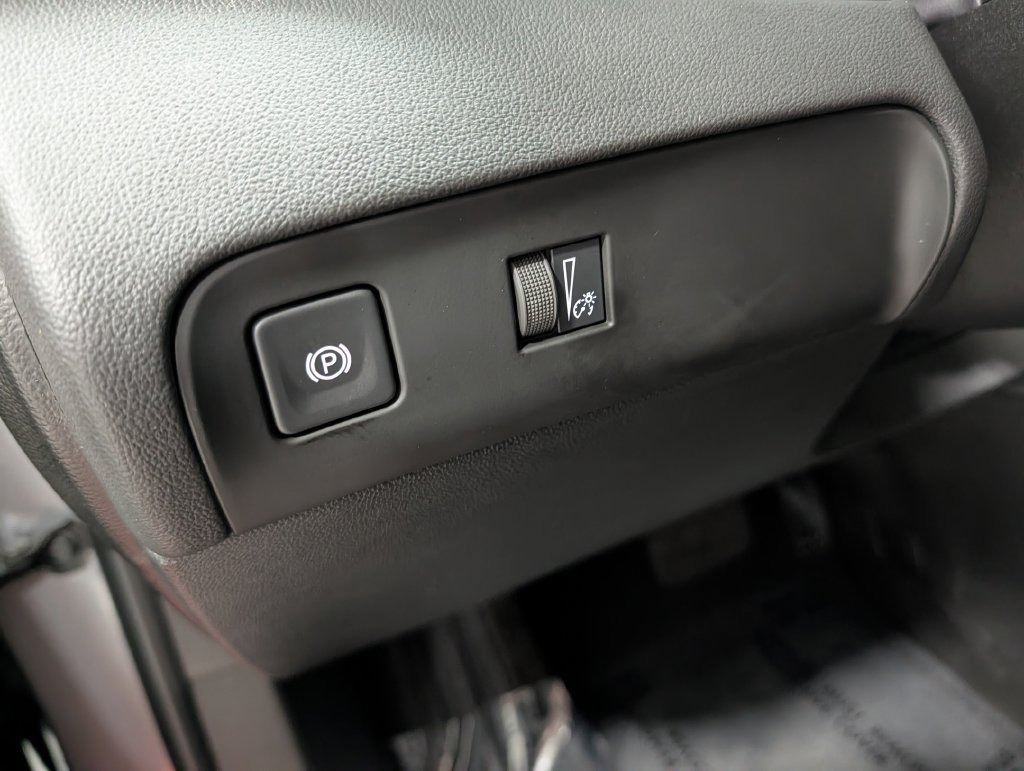 2023 Buick ENCLAVE ESSENSE in Saint Joseph, Minnesota - Photo 32