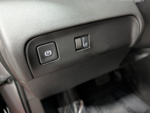 2023 Buick ENCLAVE ESSENSE in Saint Joseph, Minnesota - Photo 32