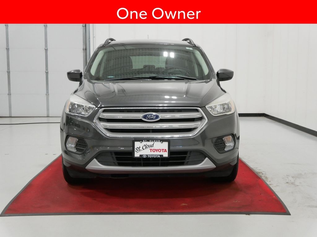 2018 Ford ESCAPE SE in Saint Joseph, Minnesota - Photo 2