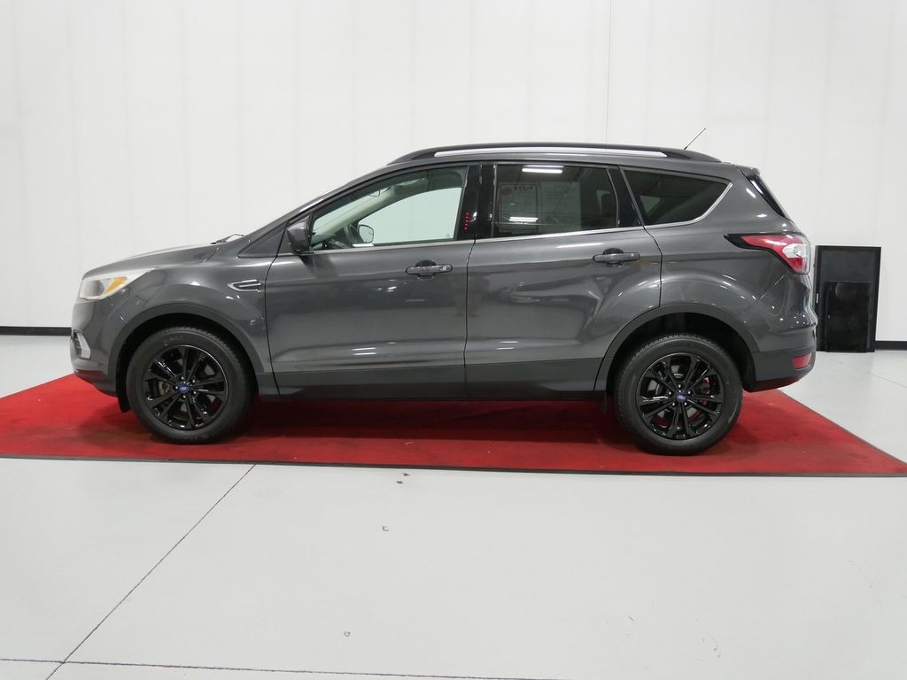 2018 Ford ESCAPE SE in Saint Joseph, Minnesota - Photo 11