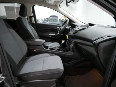 2018 Ford ESCAPE SE in Saint Joseph, Minnesota - Photo 29