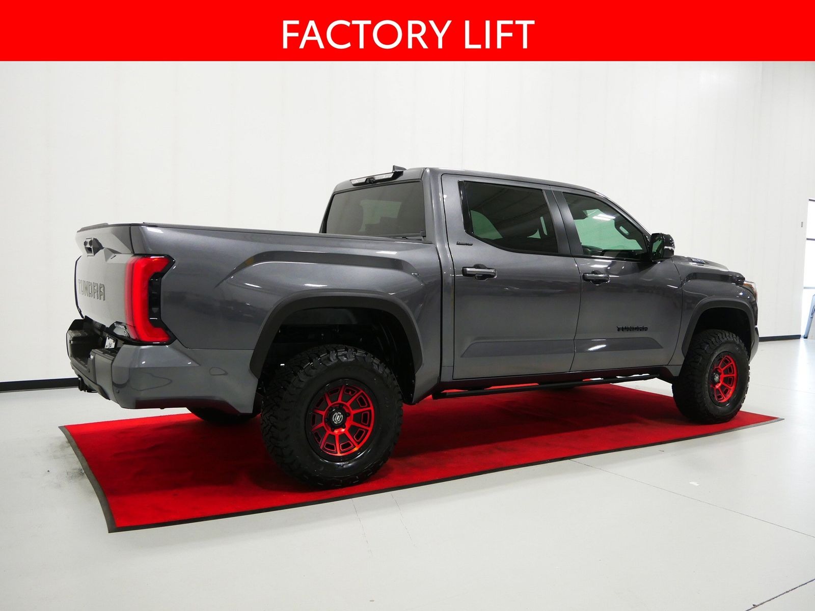 2026 Toyota TUNDRA HYBRID LIMITED 5.5' BED in Saint Joseph, Minnesota - Photo 7