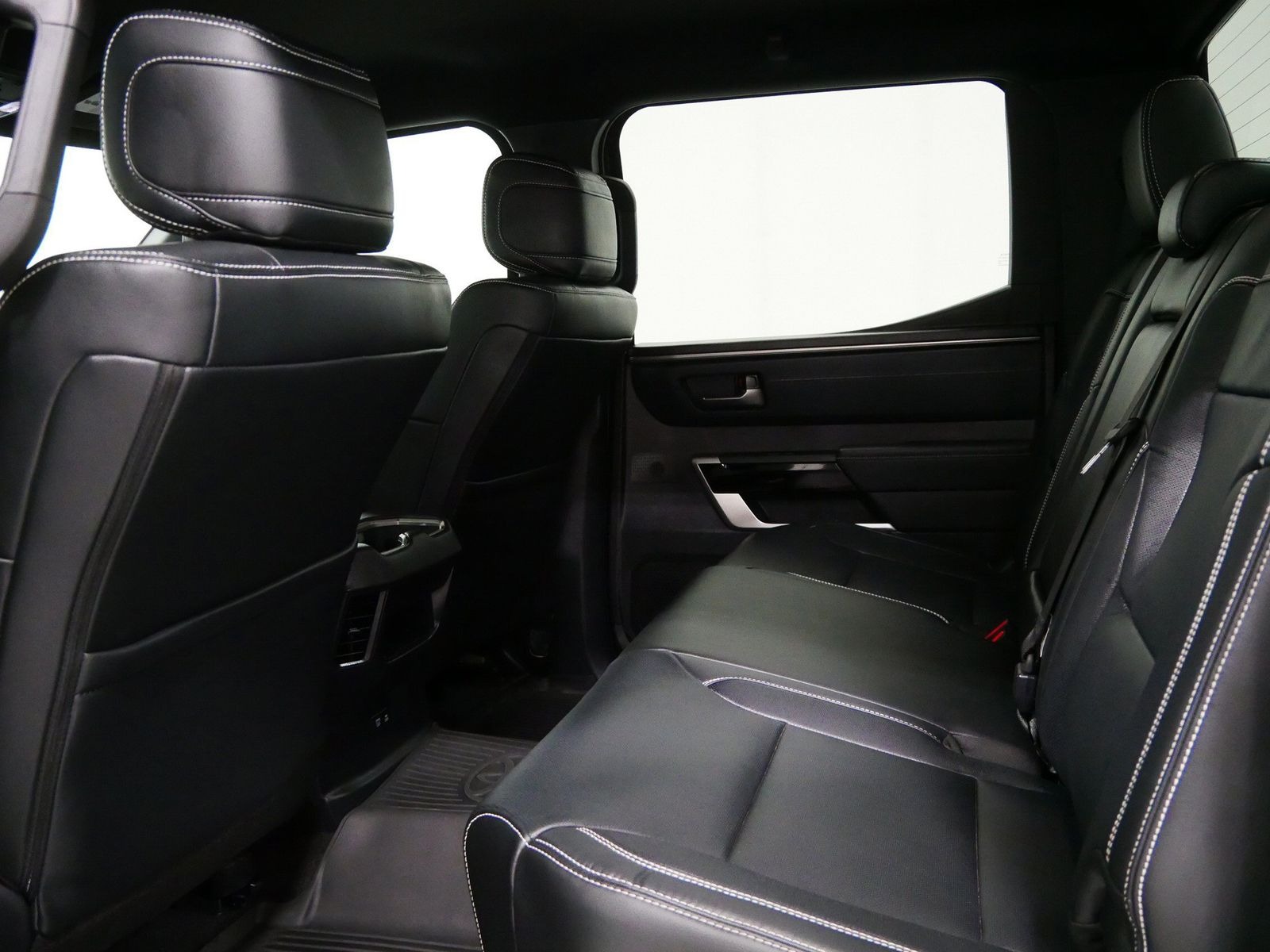 2026 Toyota TUNDRA HYBRID LIMITED 5.5' BED in Saint Joseph, Minnesota - Photo 19