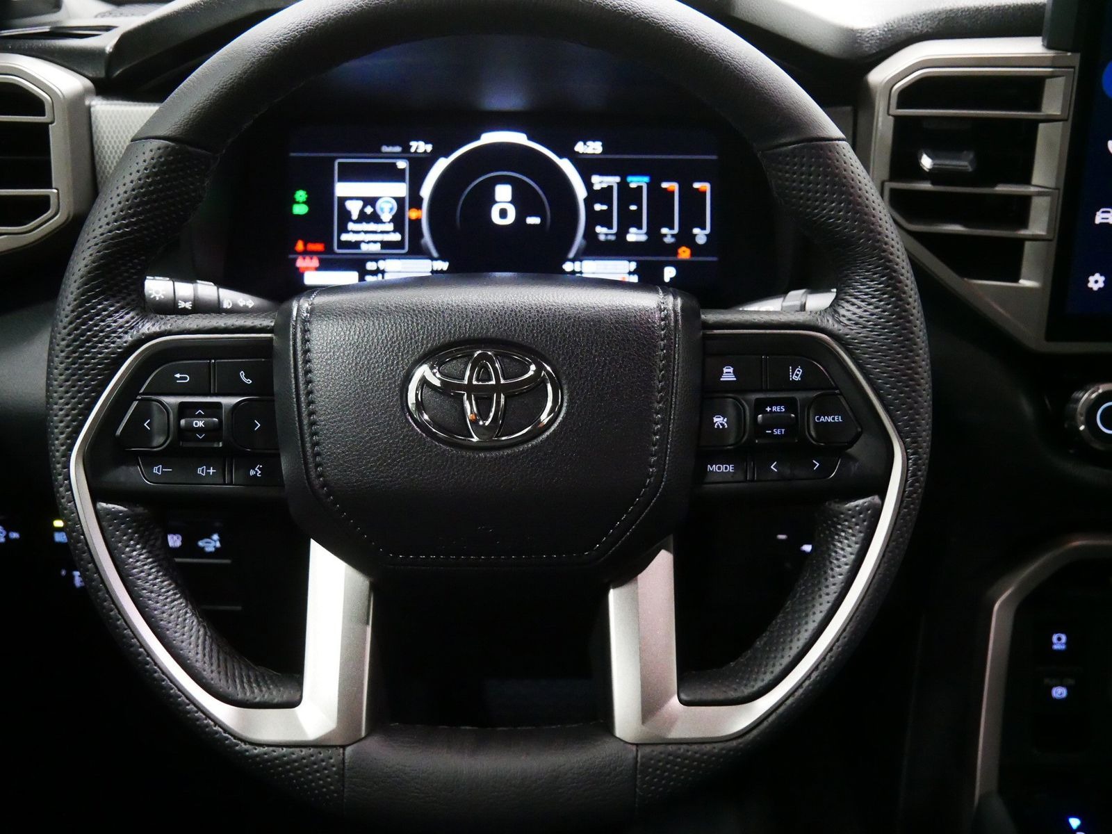 2026 Toyota TUNDRA HYBRID LIMITED 5.5' BED in Saint Joseph, Minnesota - Photo 23