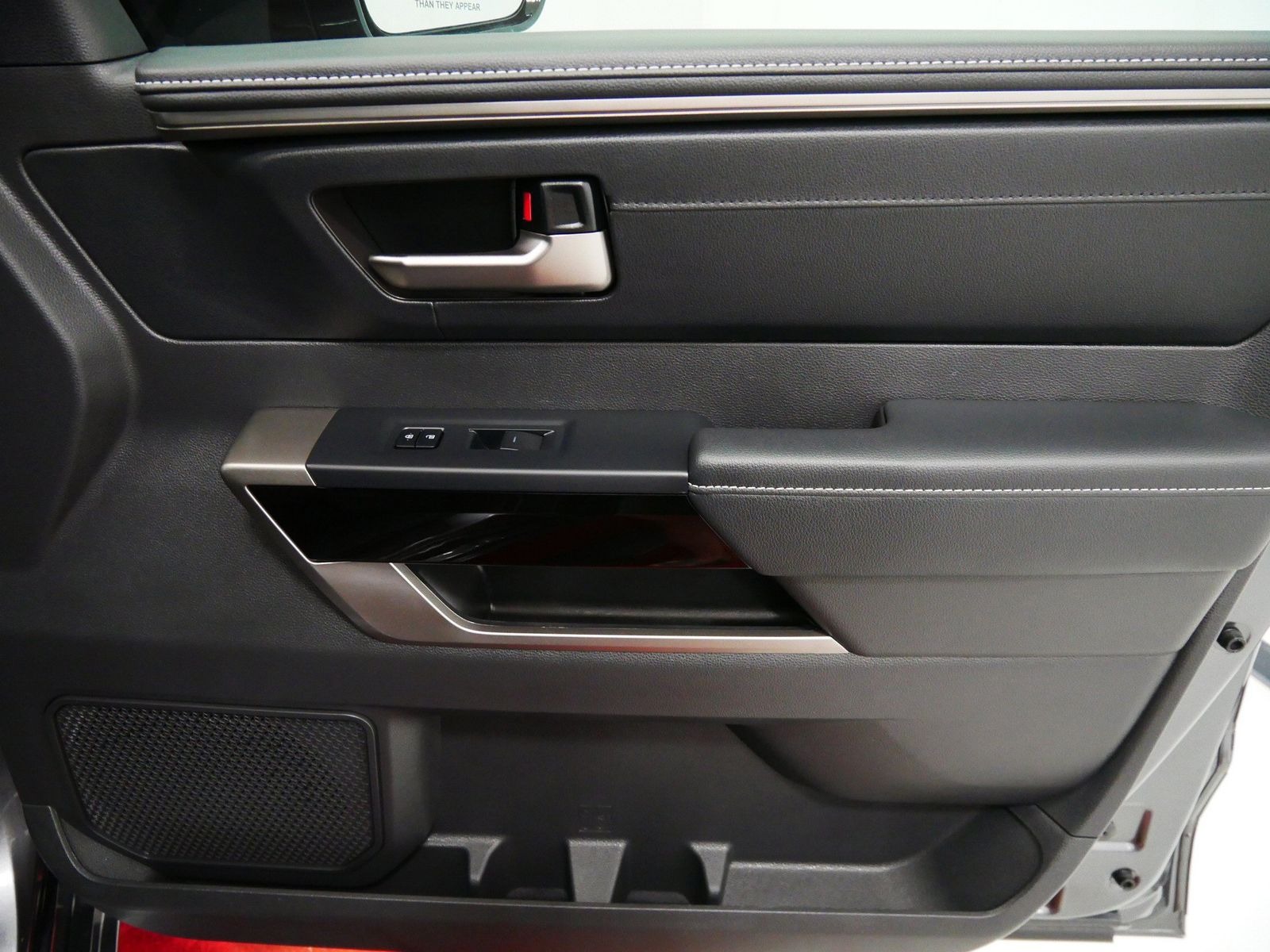 2026 Toyota TUNDRA HYBRID LIMITED 5.5' BED in Saint Joseph, Minnesota - Photo 30