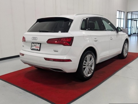 2018 AUDI Q5 2.0T in Saint Joseph, Minnesota - Photo 7