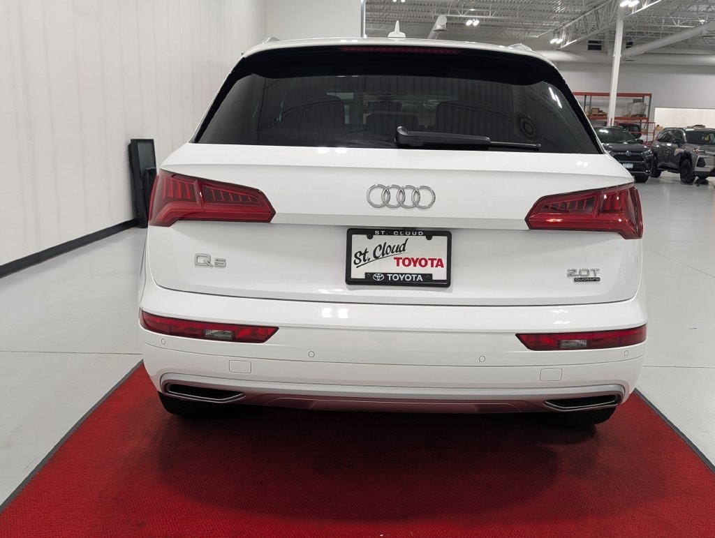 2018 AUDI Q5 2.0T in Saint Joseph, Minnesota - Photo 8