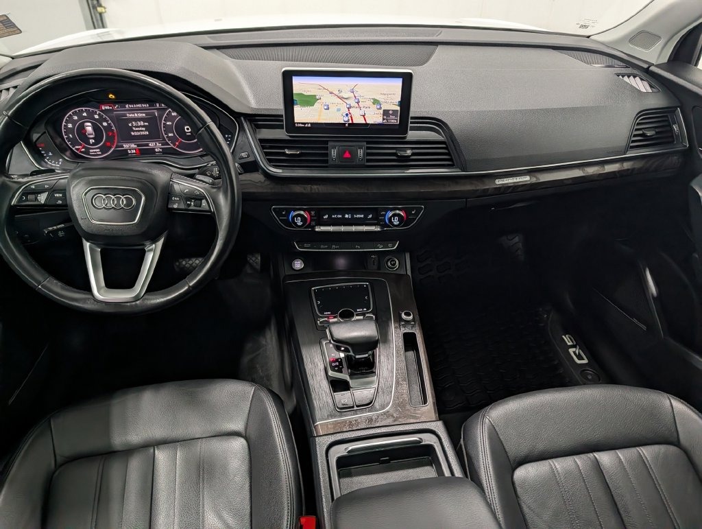 2018 AUDI Q5 2.0T in Saint Joseph, Minnesota - Photo 23