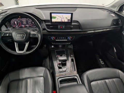 2018 AUDI Q5 2.0T in Saint Joseph, Minnesota - Photo 23