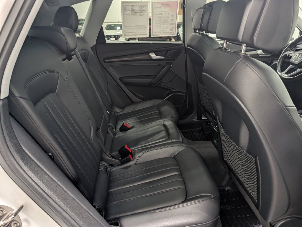 2018 AUDI Q5 2.0T in Saint Joseph, Minnesota - Photo 28