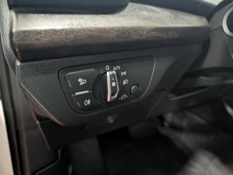 2018 AUDI Q5 2.0T in Saint Joseph, Minnesota - Photo 32