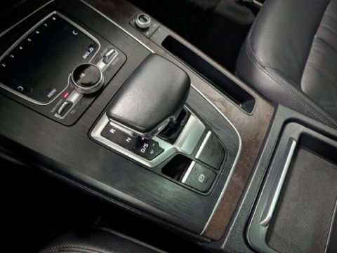 2018 AUDI Q5 2.0T in Saint Joseph, Minnesota - Photo 36
