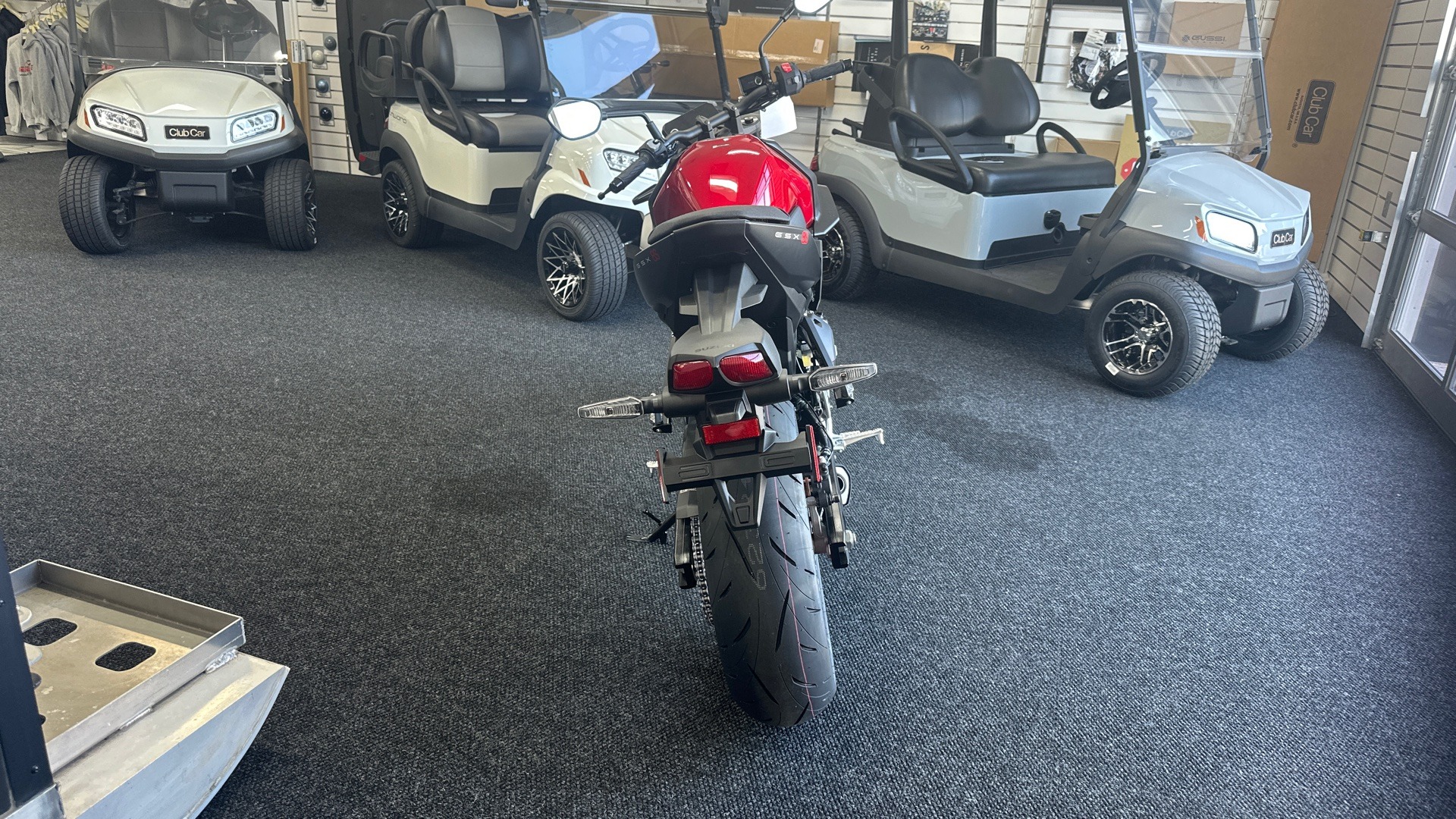 2026 Suzuki GSX-8S in Saint Joseph, Minnesota - Photo 4