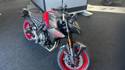 2026 Suzuki GSX-8S in Saint Joseph, Minnesota - Photo 7