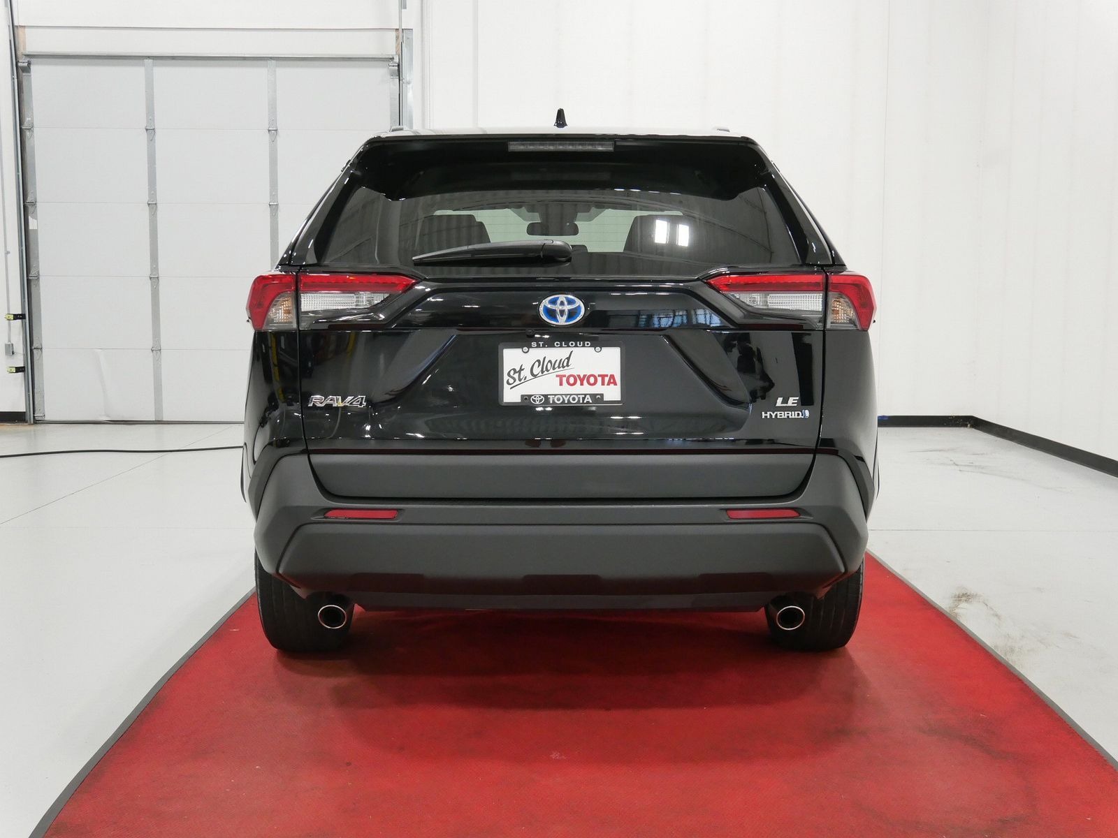 2022 Toyota RAV4 HYBRID LE in Saint Joseph, Minnesota - Photo 8