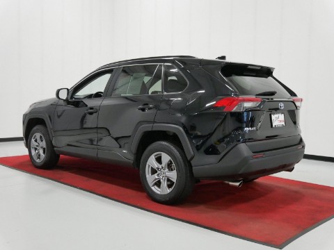 2022 Toyota RAV4 HYBRID LE in Saint Joseph, Minnesota - Photo 10