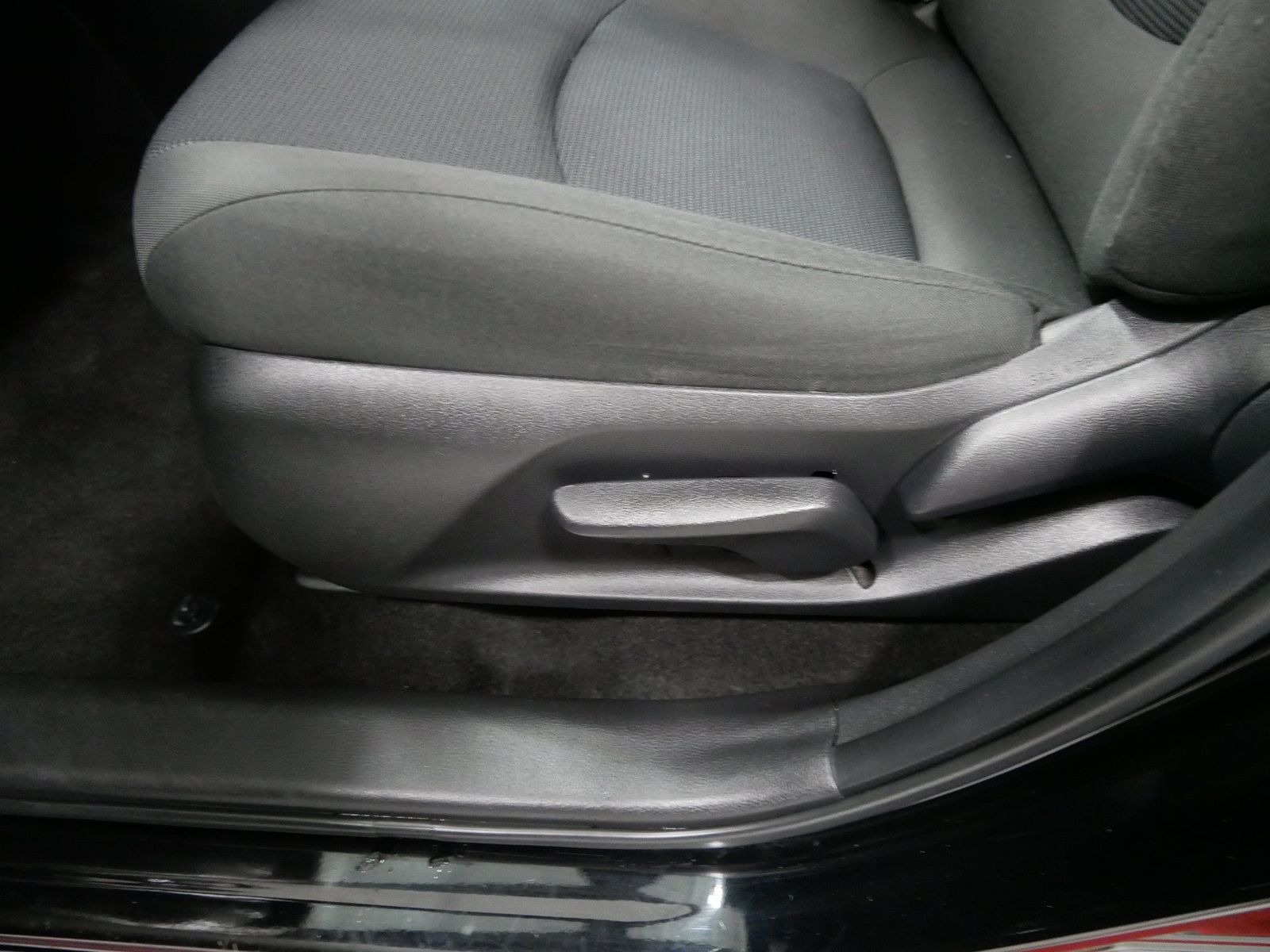 2022 Toyota RAV4 HYBRID LE in Saint Joseph, Minnesota - Photo 15